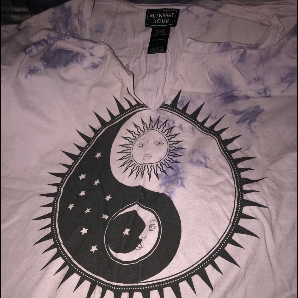 Hot topic brand